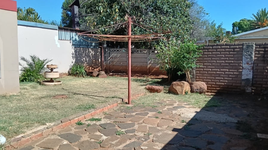 To Let 2 Bedroom Property for Rent in Fleurdal Free State